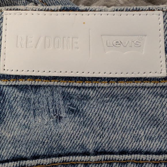 Redone Levi's 70s Loose Flare - Picture 8 of 9